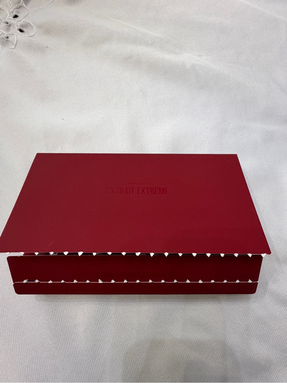 Extrait Extreme Discovery Set – Red Sample Kit - Picture 2 of 5